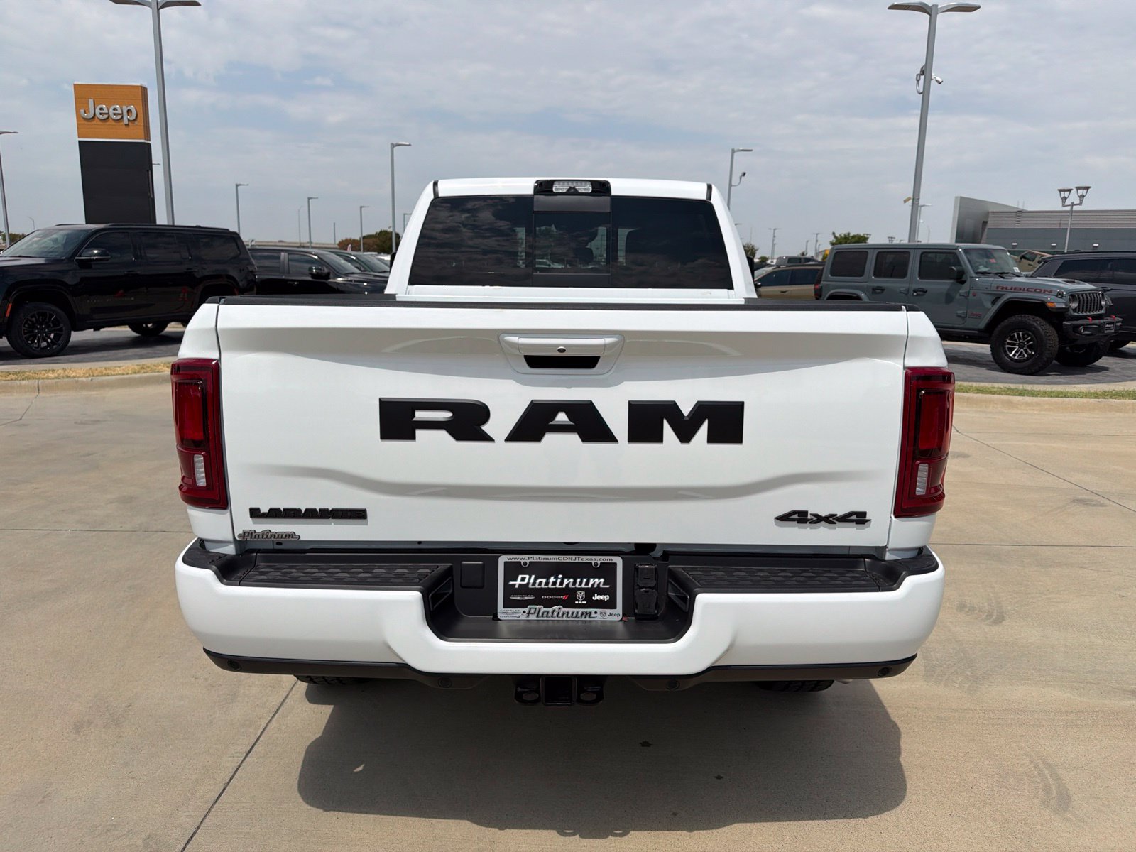 New 2027 RAM 2500 Laramie w/ Night Edition AWD/4WD image 4