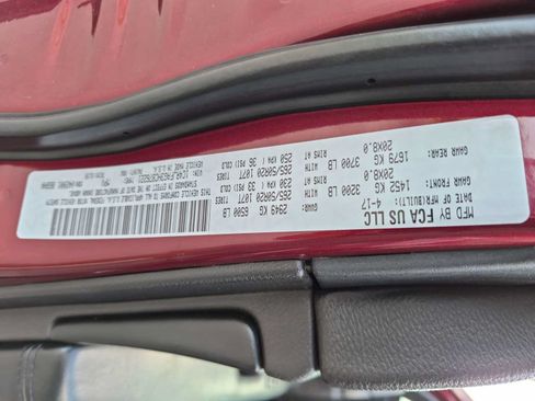 Used 2017 Jeep Grand Cherokee Altitude AWD/4WD image 33