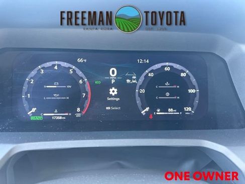 Used 2024 Toyota Tacoma TRD Off-Road w/ TRD Off Road Upgrade Package AWD/4WD image 8
