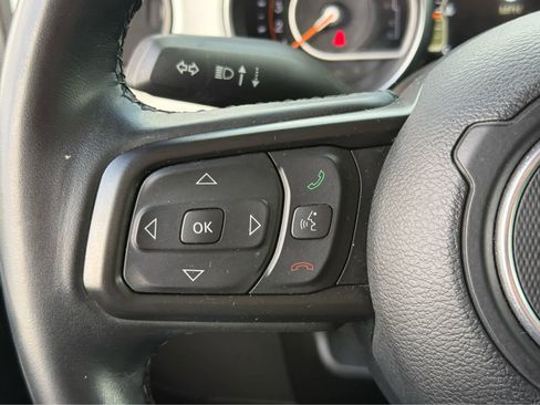 Used 2021 Jeep Wrangler Sport image 27