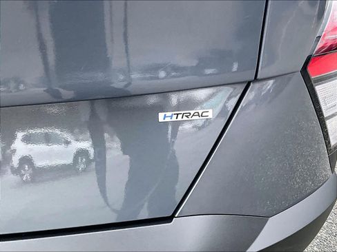 Used 2025 Hyundai Kona SEL image 27