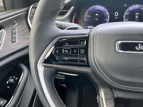 Certified 2024 Jeep Grand Cherokee L Overland w/ Luxury Tech Group IV image 32