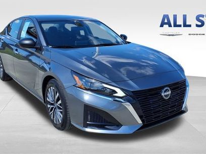 Used 2025 Nissan Altima 2.5 SV
