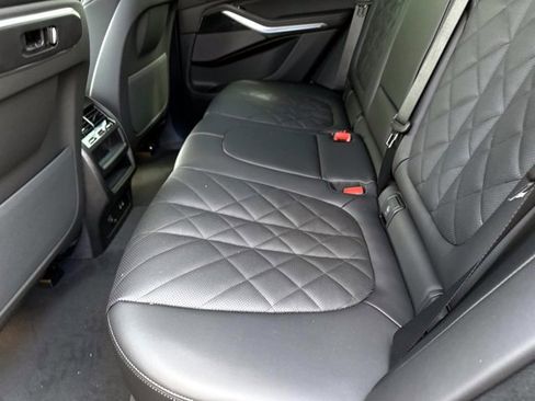 New 2026 BMW X5 xDrive40i w/ M Sport Package AWD/4WD image 13