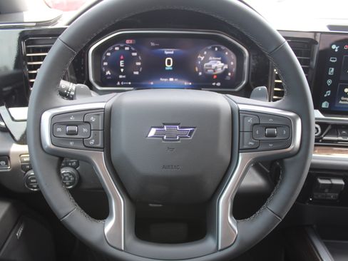 New 2026 Chevrolet Silverado 1500 LT Trail Boss w/ Safety Package AWD/4WD image 11