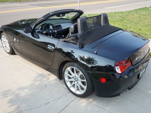 Used 2007 BMW Z4 3.0i RWD image 11