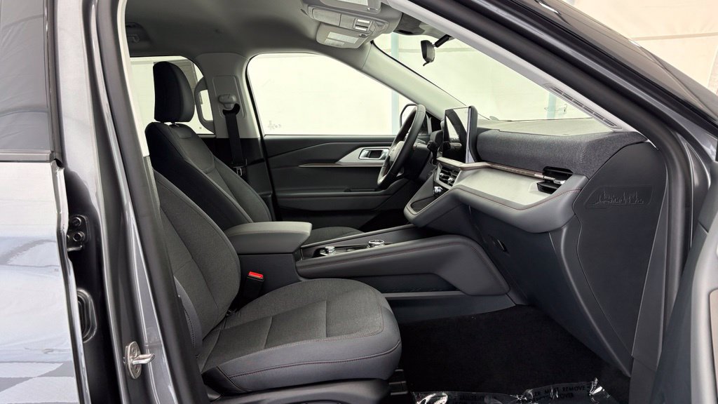 New 2026 Ford Explorer Active AWD/4WD image 25