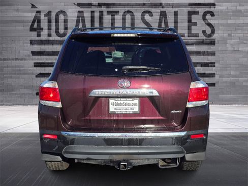 Used 2011 Toyota Highlander 4WD image 4