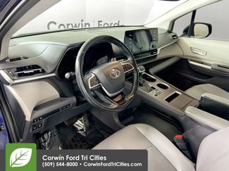Used 2021 Toyota Sienna XLE video 3