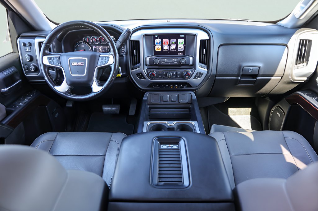 Used 2018 GMC Sierra 1500 SLT AWD/4WD image 26