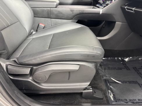 Used 2026 Hyundai Santa Fe SEL AWD/4WD image 32