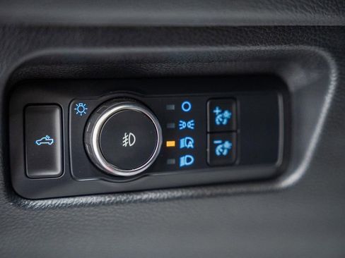 Certified 2025 Ford Ranger Lariat w/ FX4 Off-Road Package image 44