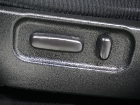 Used 2020 Toyota Tacoma TRD Off-Road image 12