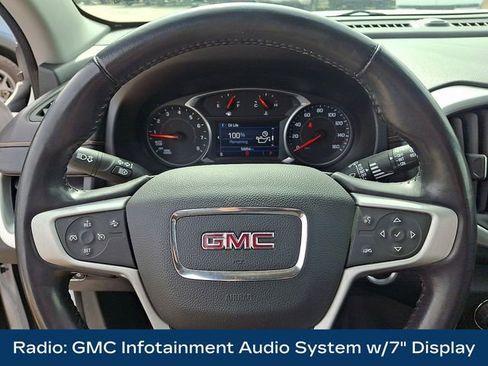 Used 2020 GMC Terrain SLE w/ Driver Convenience Package image 4