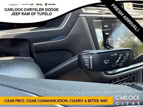 Used 2024 Volkswagen Tiguan SE R-Line FWD image 19