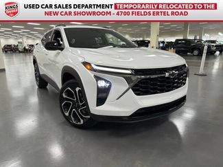 Used 2025 Chevrolet Trax RS w/ Driver Confidence Package FWD video 1