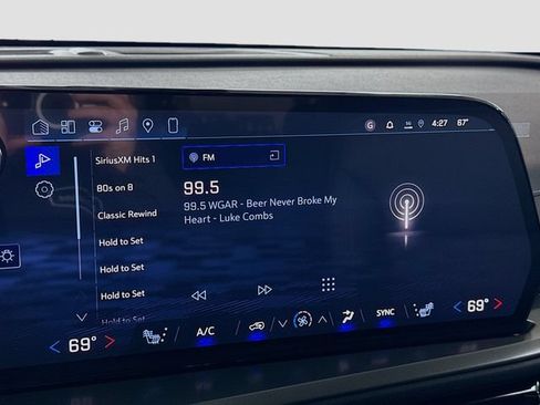 New 2026 Chevrolet Traverse LT w/ Midnight/Sport Edition AWD/4WD image 16