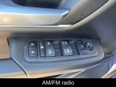 Used 2022 RAM 1500 Lone Star image 13