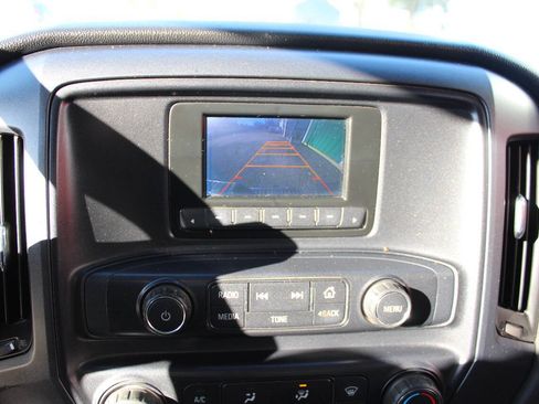 Used 2015 Chevrolet Silverado 2500 W/T AWD/4WD image 14