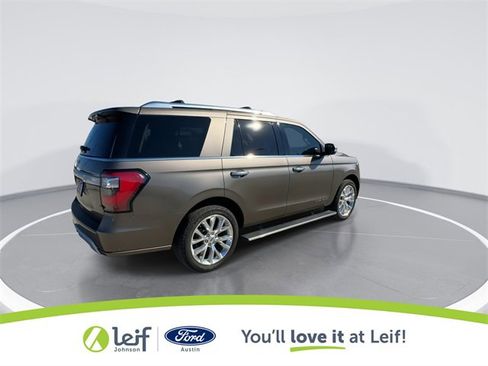 Used 2018 Ford Expedition Platinum image 11