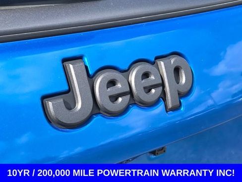 Used 2022 Jeep Compass Trailhawk w/ Sun and Sound Group AWD/4WD image 15