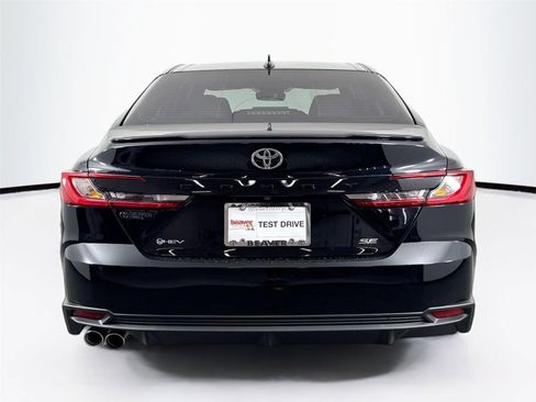 New 2026 Toyota Camry SE image 8