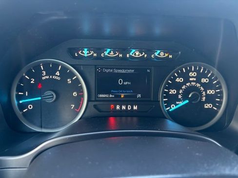 Used 2018 Ford F150 XLT w/ Equipment Group 301A Mid AWD/4WD image 26