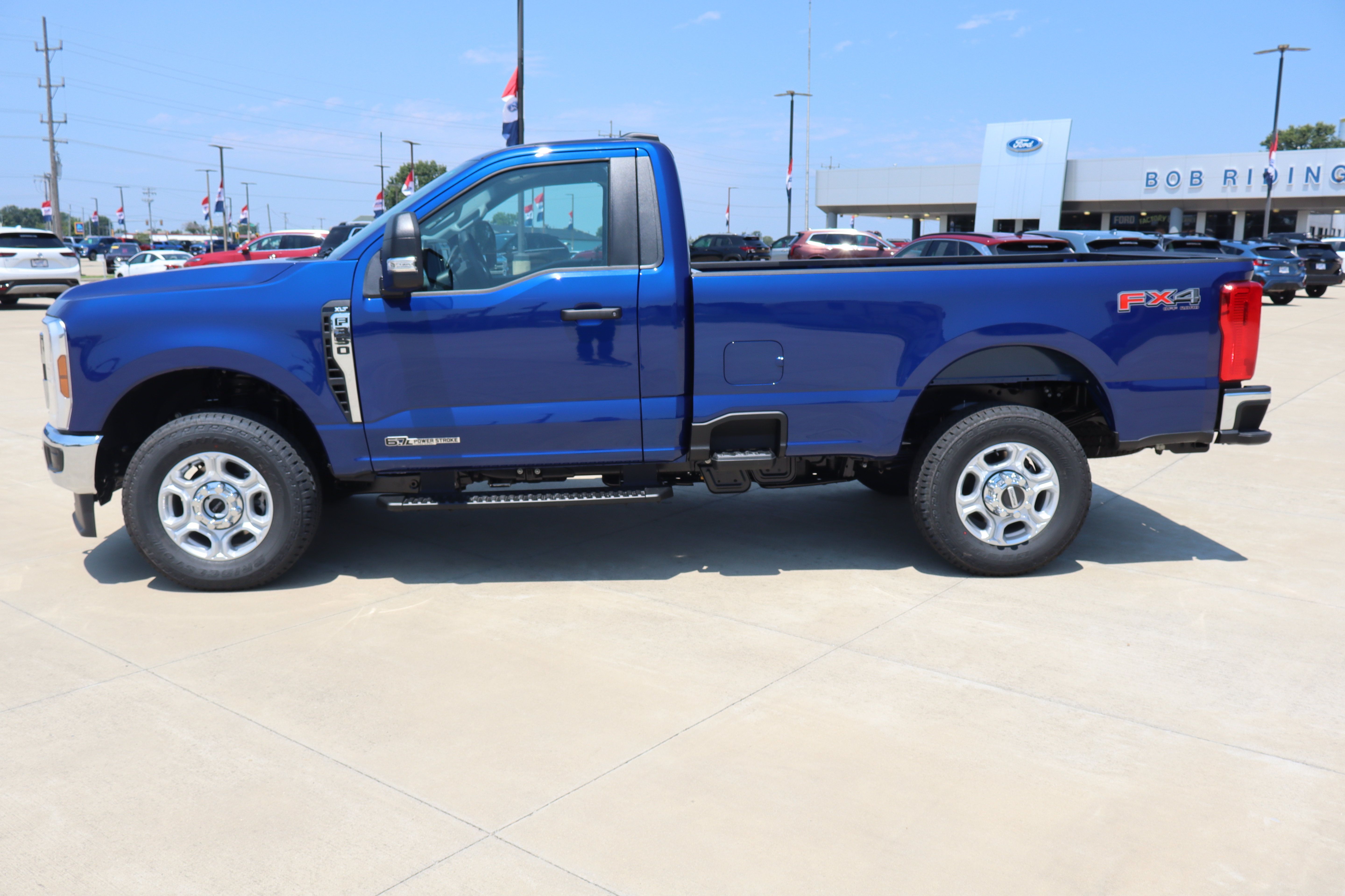 New 2026 Ford F350 XLT w/ FX4 Off-Road Package AWD/4WD image 8