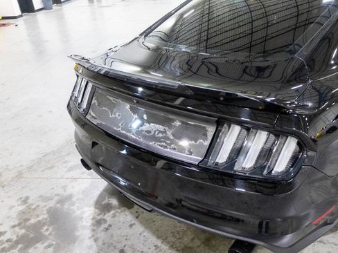 Used 2015 Ford Mustang GT Premium RWD image 21