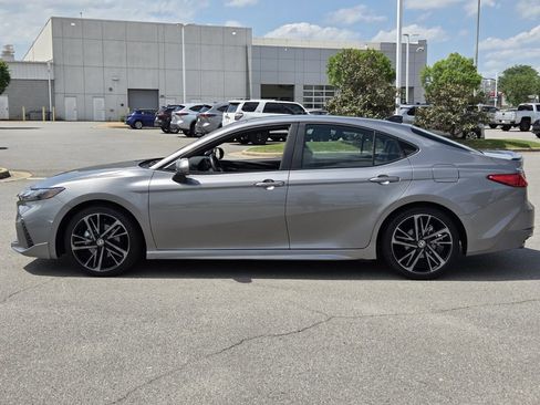 Used 2025 Toyota Camry XSE w/ Premium Package FWD image 2