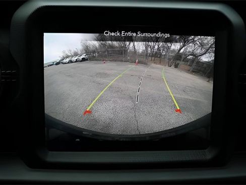 Used 2021 Jeep Wrangler Unlimited Sahara w/ Safety Group image 22