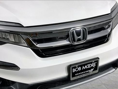 Used 2020 Honda Pilot Touring image 32