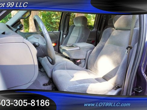 Used 2001 Ford F150 XLT AWD/4WD image 13