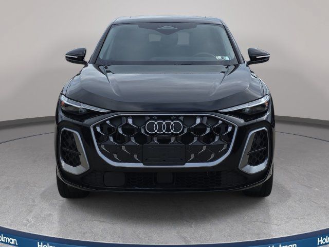 Used 2025 Audi Q5 Premium Plus w/ Premium Plus AWD/4WD image 3