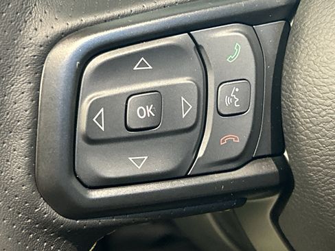 New 2025 Jeep Wrangler Unlimited Rubicon 392 image 15