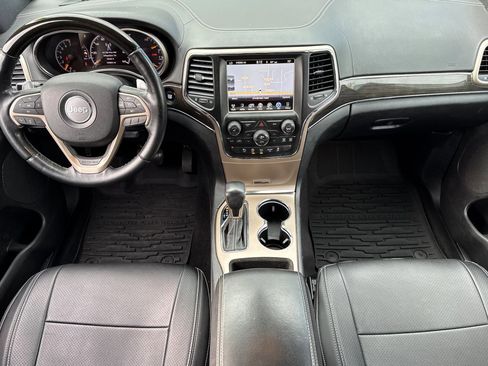 Used 2016 Jeep Grand Cherokee Overland image 16