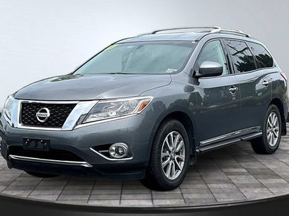 Used 2015 Nissan Pathfinder SL w/ SL Tech Package