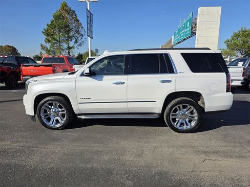 Used 2019 GMC Yukon SLT w/ Premium Edition image 7