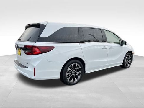 New 2026 Honda Odyssey Elite image 8