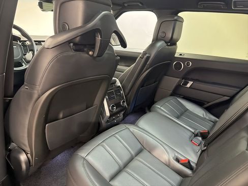 Used 2019 Land Rover Range Rover Sport SE AWD/4WD image 21