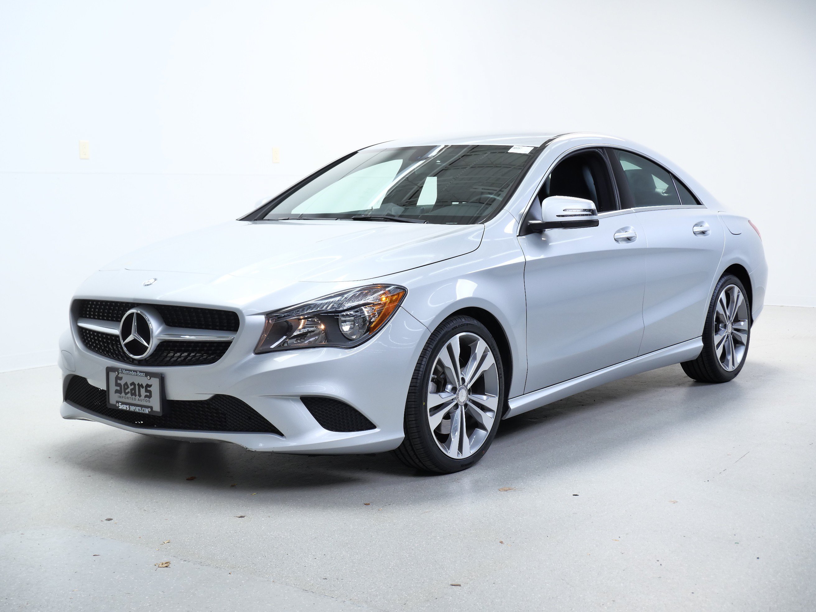 Used 2014 Mercedes-Benz CLA 250 image 8
