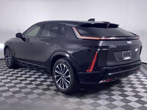 Certified 2024 Cadillac Lyriq Sport AWD/4WD image 18