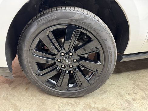 Used 2024 Lincoln Navigator L Reserve AWD/4WD image 28