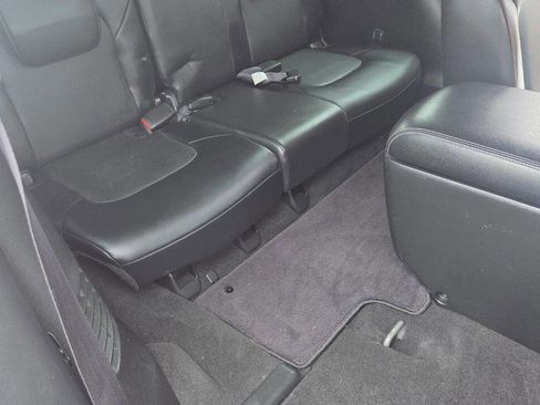 Used 2017 Nissan Armada Platinum image 17