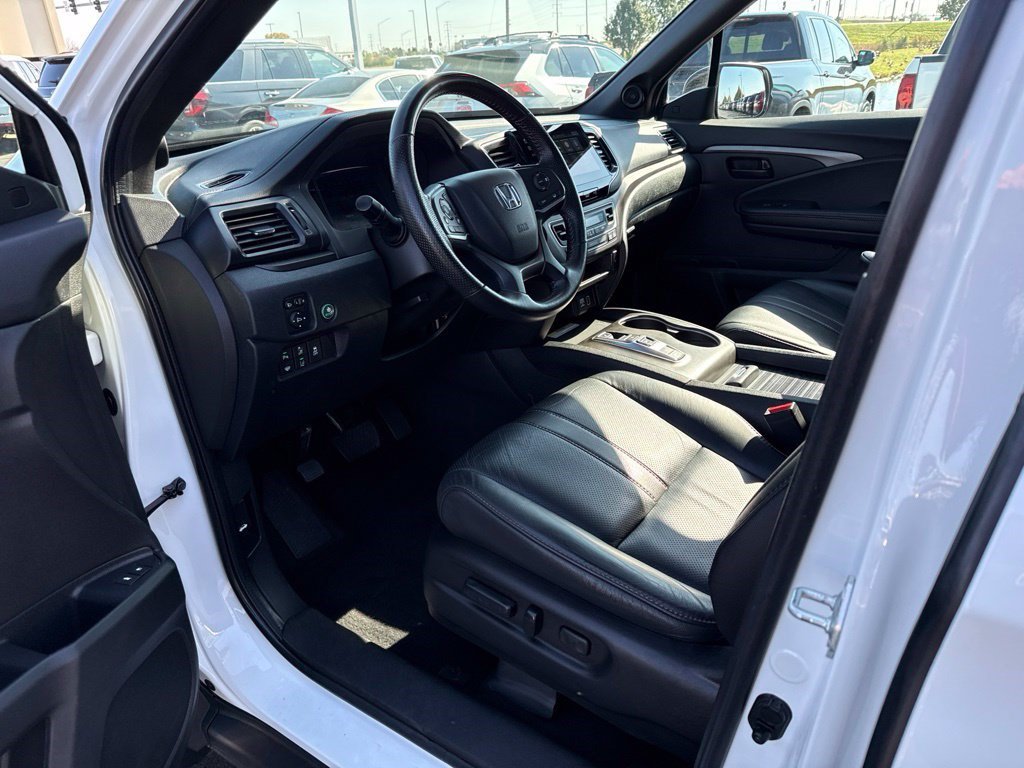 Certified 2022 Honda Passport TrailSport image 19