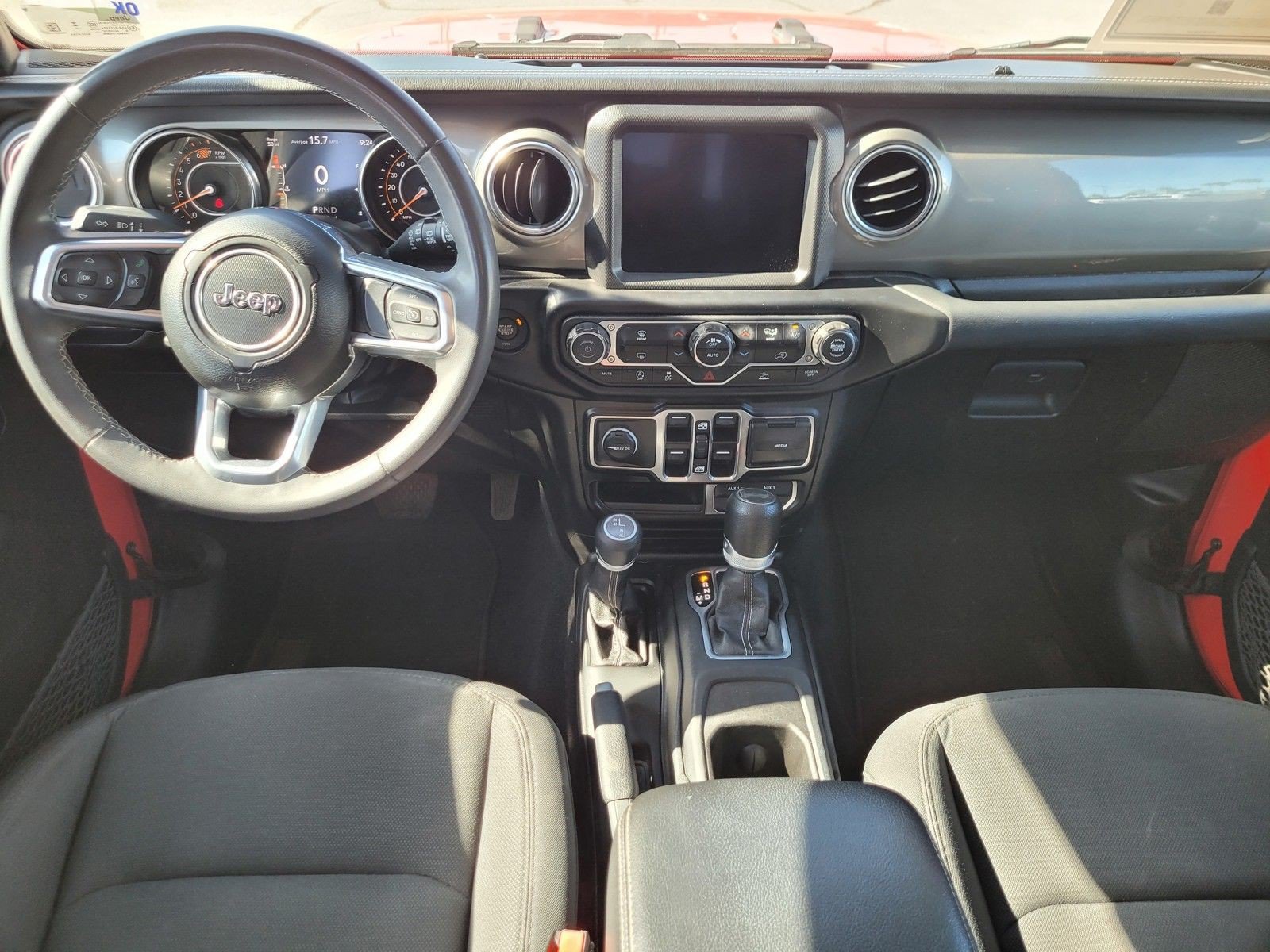 Used 2023 Jeep Wrangler Unlimited Sahara AWD/4WD image 14