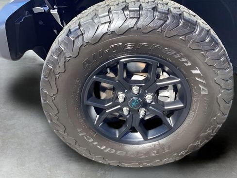 Used 2024 Jeep Wrangler Unlimited image 26