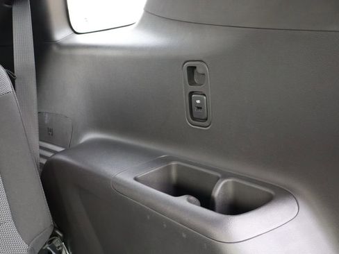 Used 2023 Chevrolet Traverse LT image 44