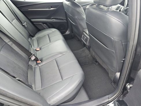 Used 2025 Toyota Camry XSE image 5