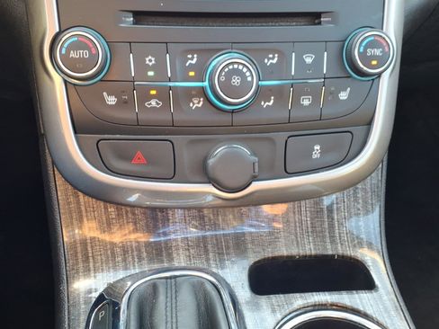 Used 2015 Chevrolet Malibu LTZ FWD image 9